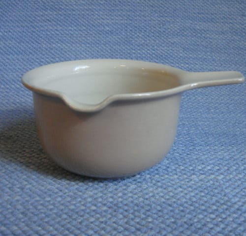 Koralli kastikekaadin  