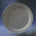 A-mallin valkoinen lautanen  