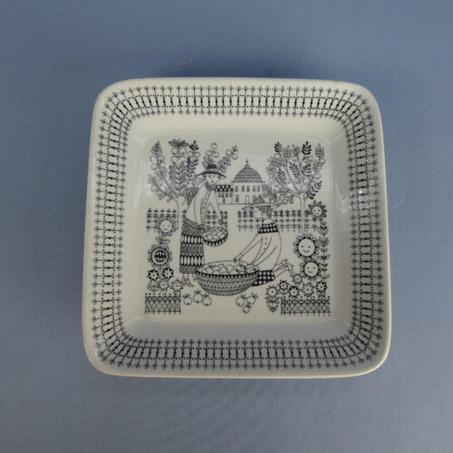 Arabia Emilia vati 18 x 18 cm.